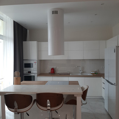 Продам трехкомнатную (3-комн.) квартиру, Варшавская ул, 6к2, Санкт-Петербург г