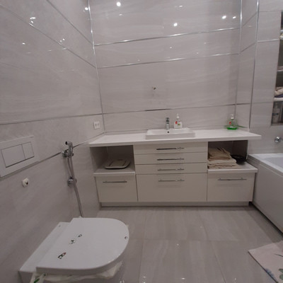 Продам трехкомнатную (3-комн.) квартиру, Варшавская ул, 6к2, Санкт-Петербург г