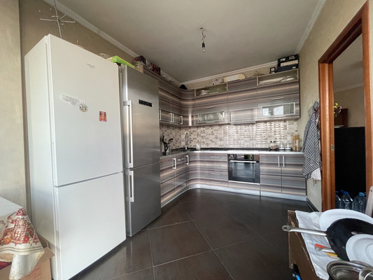 Продам трехкомнатную (3-комн.) квартиру, Ленина ул, 19, Октябрьский рп