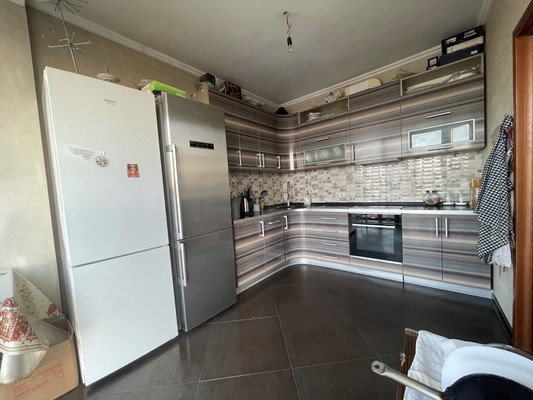 Продам трехкомнатную (3-комн.) квартиру, Ленина ул, 19, Октябрьский рп