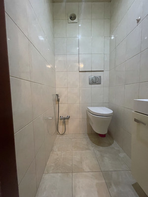 Продам трехкомнатную (3-комн.) квартиру, Ленина ул, 19, Октябрьский рп