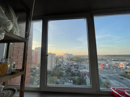 Продам трехкомнатную (3-комн.) квартиру, Ленина ул, 19, Октябрьский рп