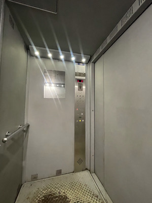 Продам трехкомнатную (3-комн.) квартиру, Ленина ул, 19, Октябрьский рп