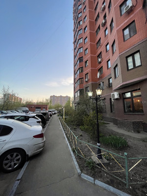Продам трехкомнатную (3-комн.) квартиру, Ленина ул, 19, Октябрьский рп