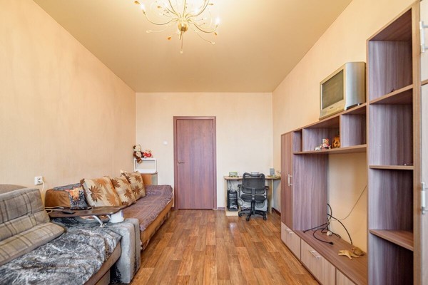 Продам однокомнатную (1-комн.) квартиру, Гребенщикова ул, 3, Новосибирск г