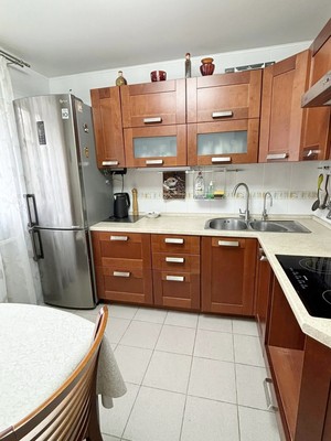 Продам трехкомнатную (3-комн.) квартиру, Спортивная наб, 23, Воронеж г