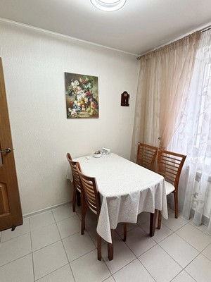 Продам трехкомнатную (3-комн.) квартиру, Спортивная наб, 23, Воронеж г