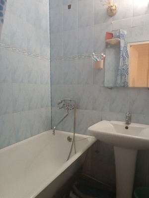Продам двухкомнатную (2-комн.) квартиру, Юрина ул, 279, Барнаул г