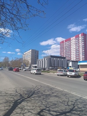 Продам двухкомнатную (2-комн.) квартиру, Юрина ул, 279, Барнаул г