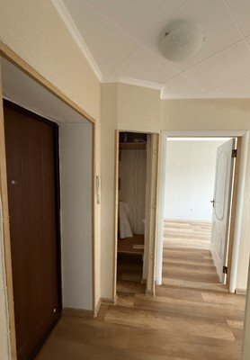 Продам двухкомнатную (2-комн.) квартиру, Строительная ул, 13, Саки г