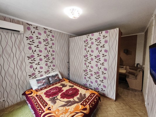 Продам комнату в 2-комн. квартире, Горная ул, 8, Туапсе г