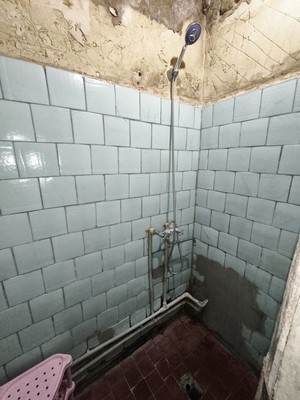 Продам комнату в 2-комн. квартире, Горная ул, 8, Туапсе г