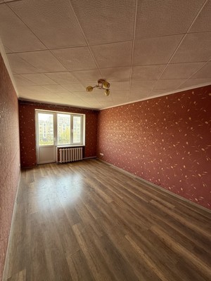 Продам двухкомнатную (2-комн.) квартиру, Строительная ул, 13, Саки г