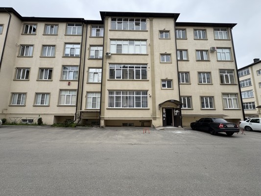 Продам двухкомнатную (2-комн.) квартиру, Солнечная ул, 10к5, Нальчик г