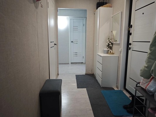 Продам двухкомнатную (2-комн.) квартиру, Маршала Чуйкова ул, 14, Казань г