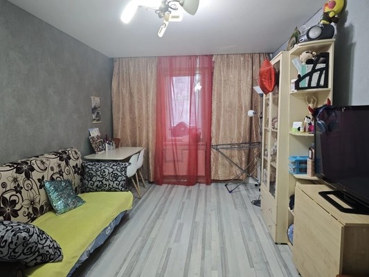 Продам двухкомнатную (2-комн.) квартиру, Маршала Чуйкова ул, 14, Казань г