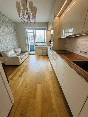 Продам трехкомнатную (3-комн.) квартиру, Березовая роща проезд, 3, Всеволожск г