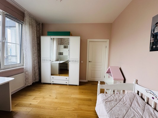 Продам трехкомнатную (3-комн.) квартиру, Березовая роща проезд, 3, Всеволожск г