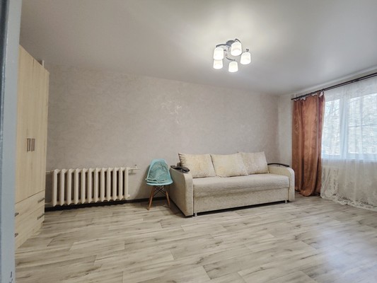 Продам однокомнатную (1-комн.) квартиру, Пеше-Стрелецкая ул, 129, Воронеж г