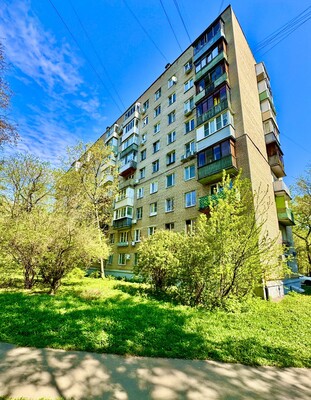 Продам трехкомнатную (3-комн.) квартиру, Барклая ул, 16к4, Москва г