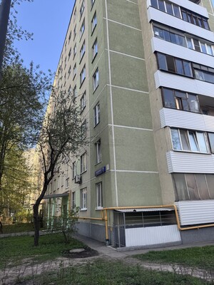 Продам многокомнатную квартиру, Шокальского проезд, 27к1, Москва г