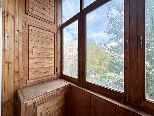 Продам многокомнатную квартиру, Бочкова ул, 5, Москва г