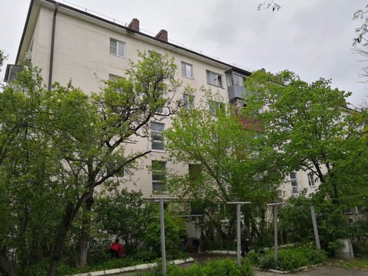 Продам двухкомнатную (2-комн.) квартиру, Героев Десантников ул, 33, Новороссийск г