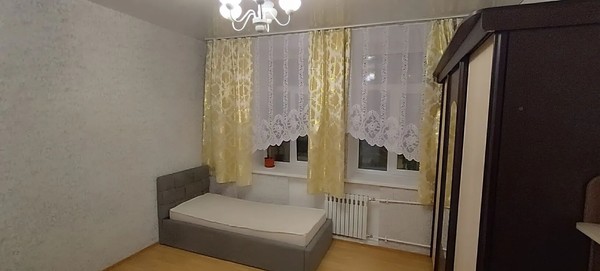 Продам двухкомнатную (2-комн.) квартиру, Суворовская ул, 53, Новороссийск г