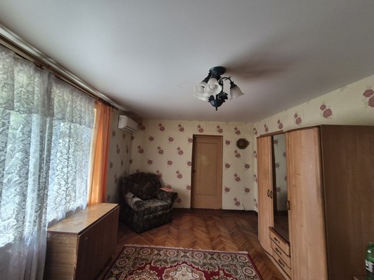 Продам двухкомнатную (2-комн.) квартиру, Героев Десантников ул, 33, Новороссийск г