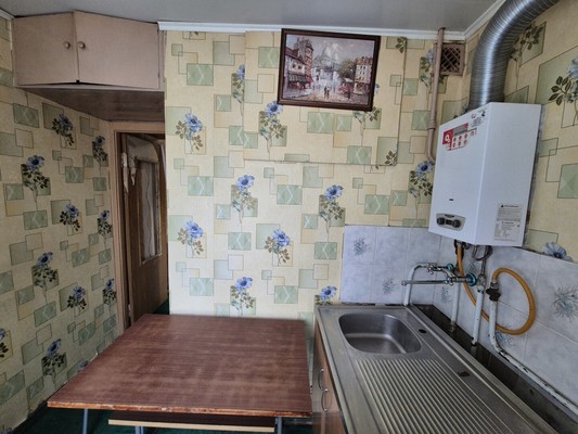 Продам двухкомнатную (2-комн.) квартиру, Героев Десантников ул, 33, Новороссийск г
