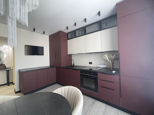 Продам трехкомнатную (3-комн.) квартиру, Пионерская ул, 17, Новороссийск г