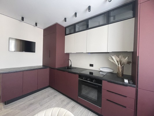 Продам трехкомнатную (3-комн.) квартиру, Пионерская ул, 17, Новороссийск г