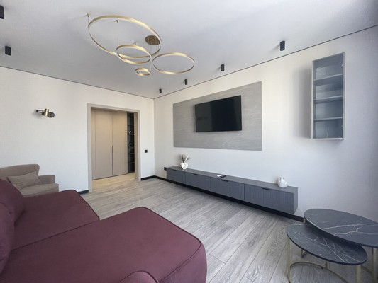 Продам трехкомнатную (3-комн.) квартиру, Пионерская ул, 17, Новороссийск г