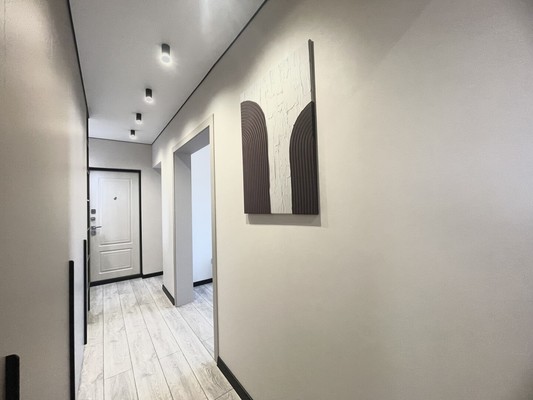 Продам трехкомнатную (3-комн.) квартиру, Пионерская ул, 17, Новороссийск г