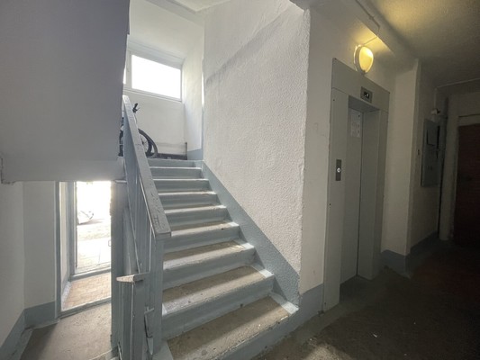 Продам трехкомнатную (3-комн.) квартиру, Пионерская ул, 17, Новороссийск г