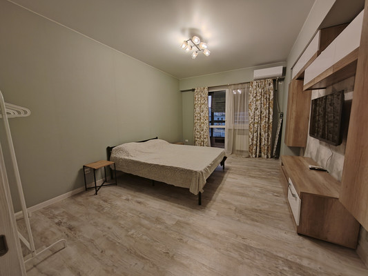 Продам трехкомнатную (3-комн.) квартиру, Дзержинского пр-кт, 244к7, Новороссийск г