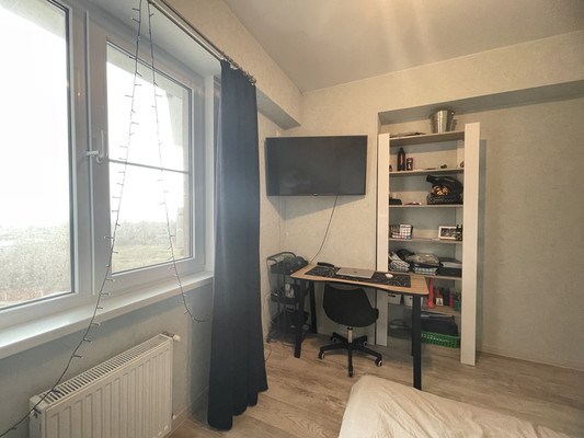 Продам трехкомнатную (3-комн.) квартиру, Дзержинского пр-кт, 244к7, Новороссийск г