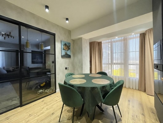 Продам двухкомнатную (2-комн.) квартиру, Дзержинского пр-кт, 244к9, Новороссийск г