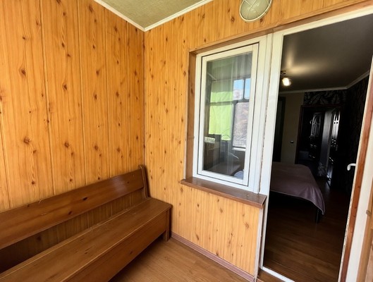 Продам трехкомнатную (3-комн.) квартиру, Пионерская ул, 17, Новороссийск г