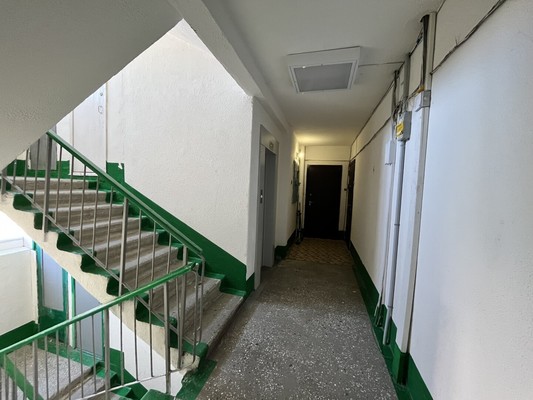 Продам трехкомнатную (3-комн.) квартиру, Пионерская ул, 17, Новороссийск г