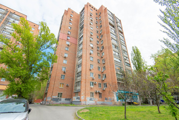 Продам двухкомнатную (2-комн.) квартиру, Королева пр-кт, 9/1, Ростов-на-Дону г