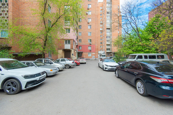 Продам двухкомнатную (2-комн.) квартиру, Королева пр-кт, 9/1, Ростов-на-Дону г