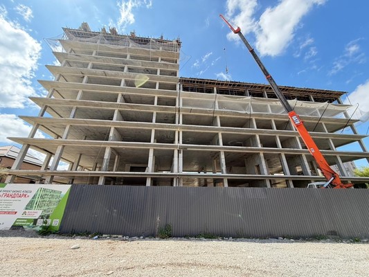 Продам однокомнатную (1-комн.) квартиру, Атажукина ул, 19, Нальчик г
