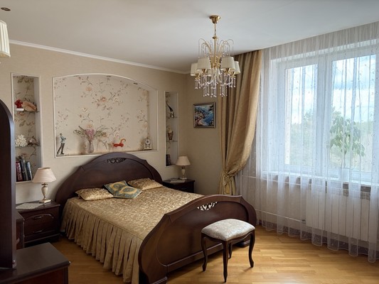 Продам трехкомнатную (3-комн.) квартиру, Свободы ул, 6а, Бритово д