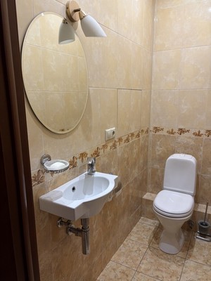 Продам трехкомнатную (3-комн.) квартиру, Свободы ул, 6а, Бритово д