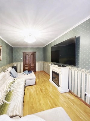 Продам трехкомнатную (3-комн.) квартиру, Октябрьский пр-кт, 145, Люберцы г