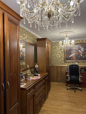 Продам трехкомнатную (3-комн.) квартиру, Октябрьский пр-кт, 145, Люберцы г
