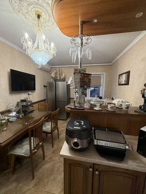 Продам трехкомнатную (3-комн.) квартиру, Октябрьский пр-кт, 145, Люберцы г