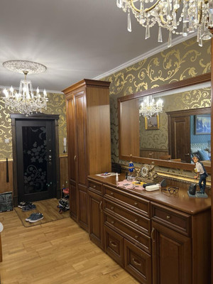 Продам трехкомнатную (3-комн.) квартиру, Октябрьский пр-кт, 145, Люберцы г