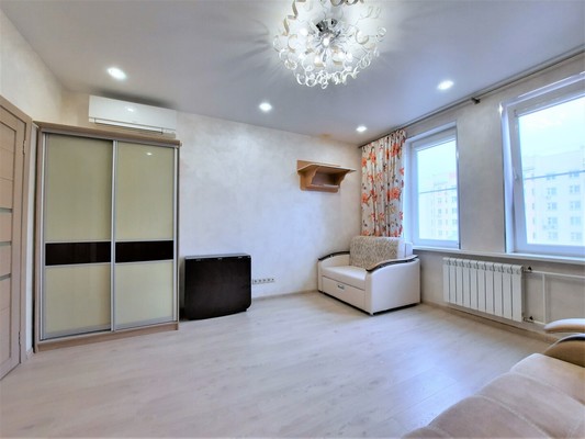 Продам однокомнатную (1-комн.) квартиру, Дмитровка Б. ул, 4к1, Москва г